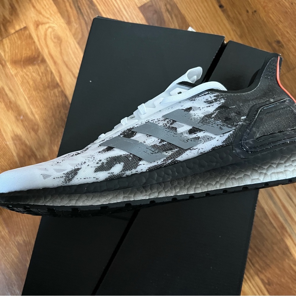 Adidas Ultraboost PB cloud white/grey three/core black